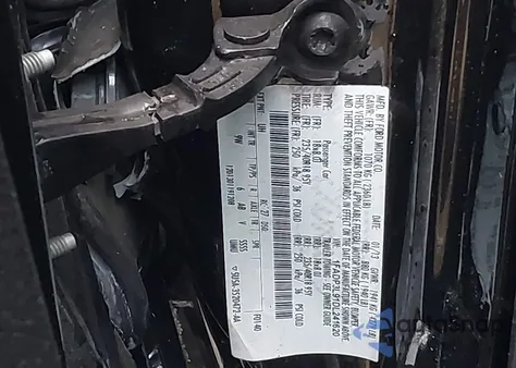 2013 Ford Focus из США, поврежденный, VIN 1FADP3L91DL241620